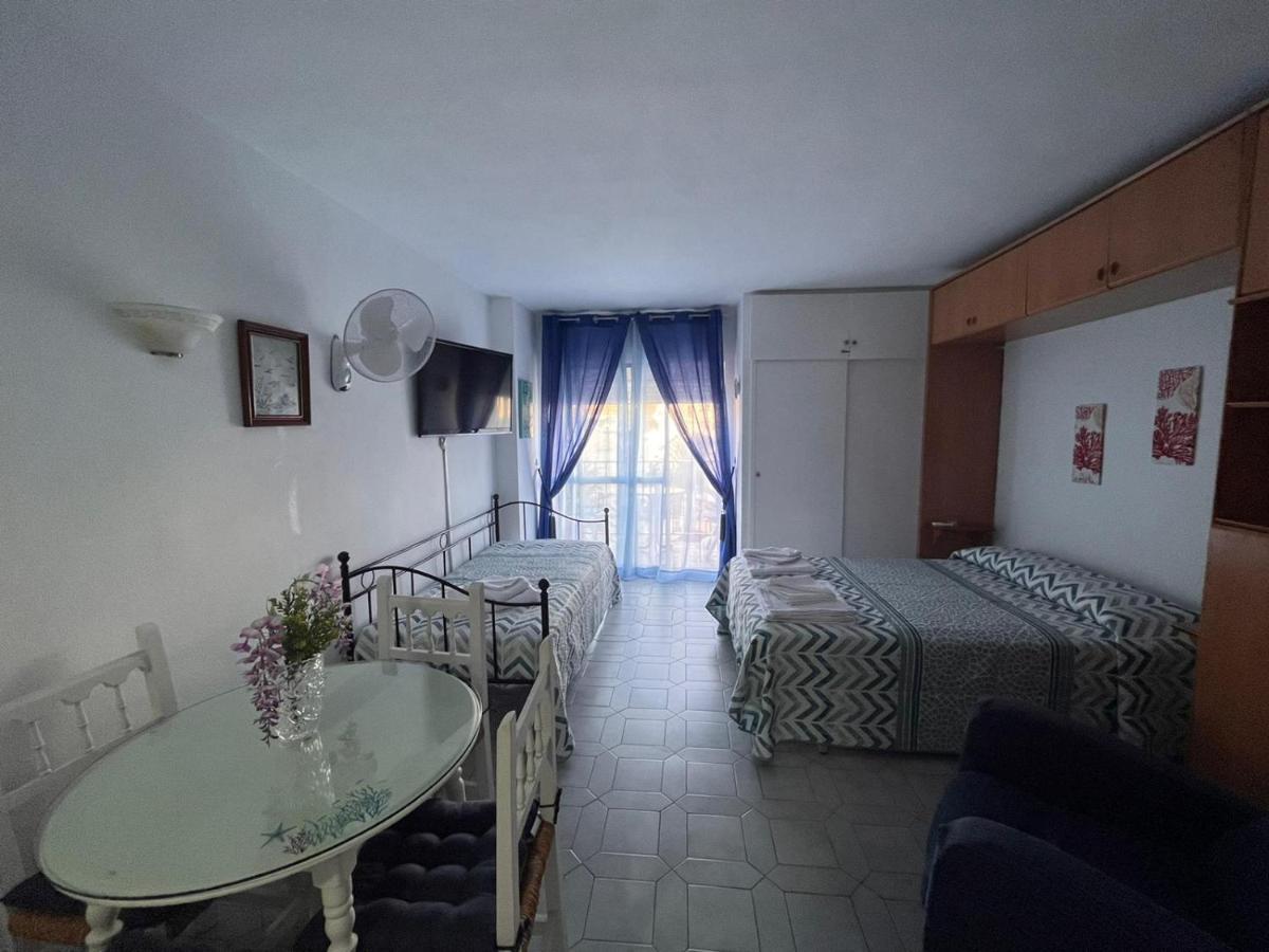 Minerva Holidays Estudio En Benalmadena公寓 外观 照片